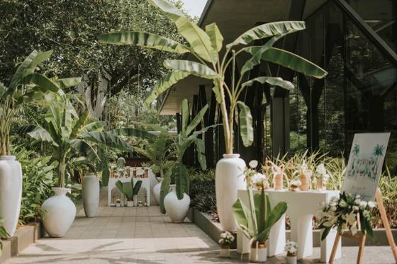Apeksha & Middhun: wedding décor at Alila Diwa Goa